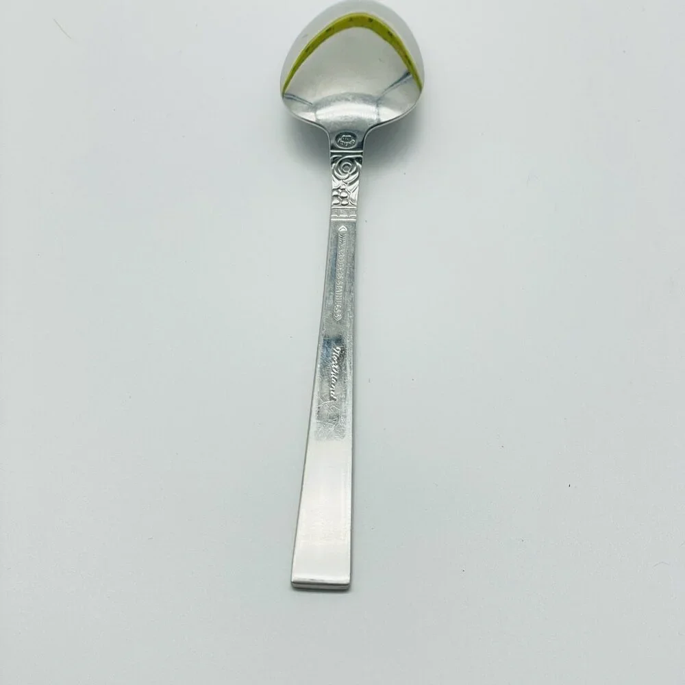 WM A ROGERS Stainless Northland Pattern Teaspoons Set of 4